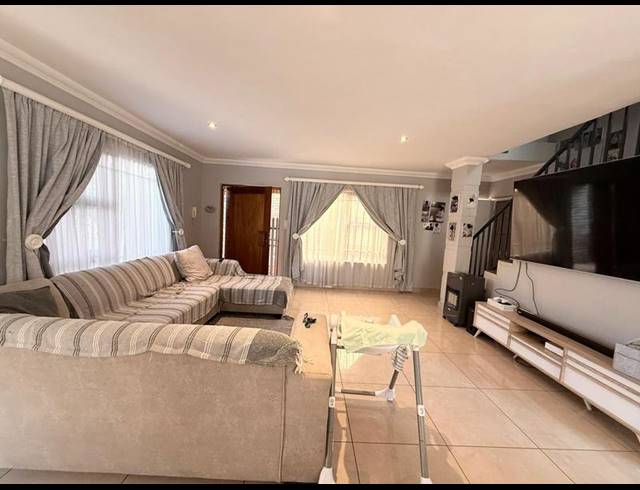 3 BEDROOM CLUSTER FOR SALE IN NEW REDRUTH